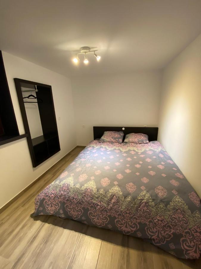 Viet Anh Appartement บลังเคนเบอร์เก ภายนอก รูปภาพ
