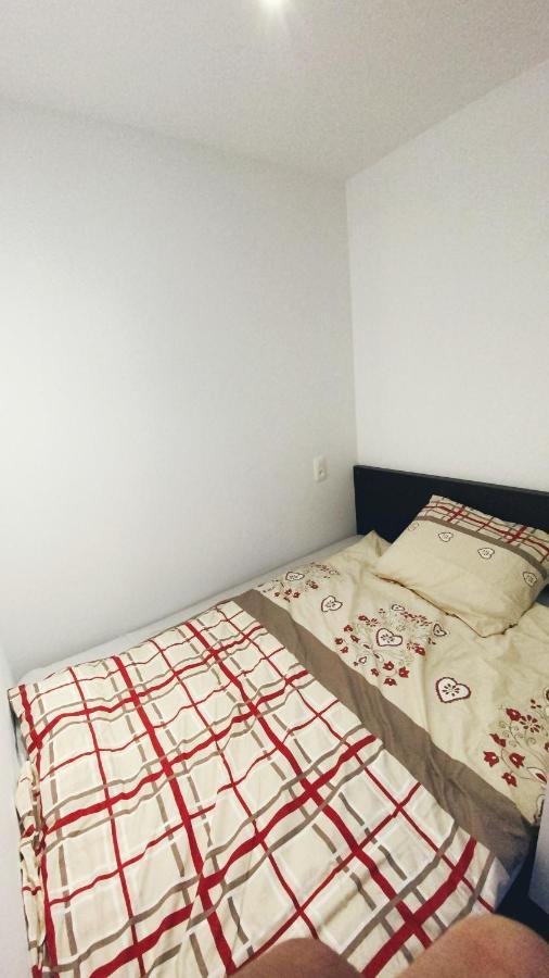 Viet Anh Appartement บลังเคนเบอร์เก ภายนอก รูปภาพ